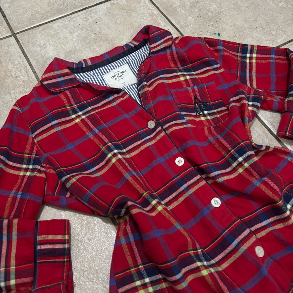 Nwot Vintage-inspired Abercrombie & Fitch red plaid button up